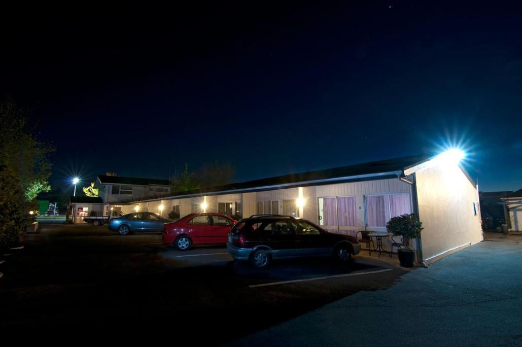 Broadway Motel & Miro Court Villas Matamata Exterior photo