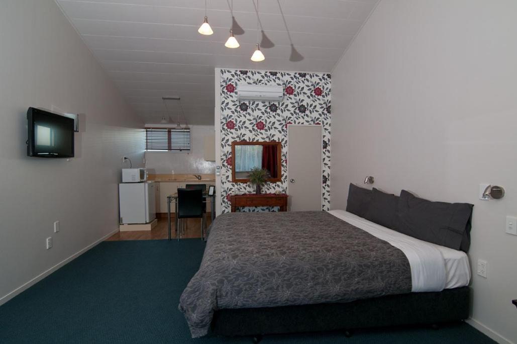 Broadway Motel & Miro Court Villas Matamata Exterior photo